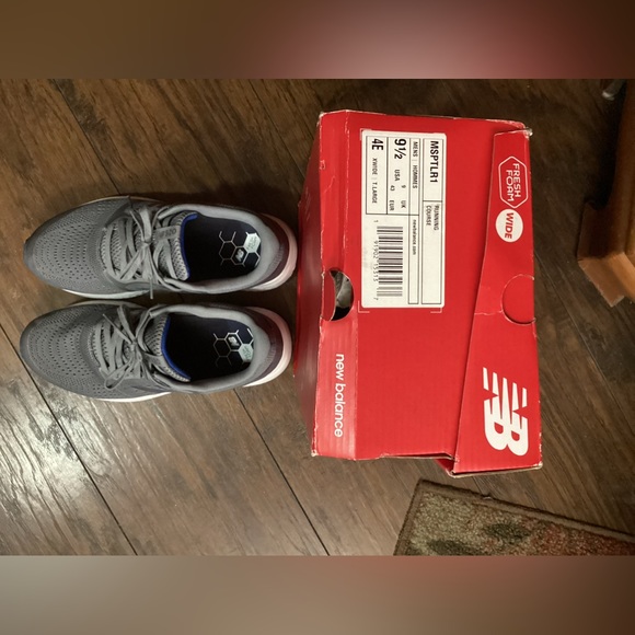 Men’s New Balance Shoe size 9.5 Extra Wide - Picture 2 of 5